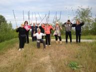 CAMMINATE IN TECNICA NORDIC WALKING