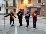 CAMMINATE IN TECNICA NORDIC WALKING