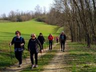 CAMMINATE IN TECNICA NORDIC WALKING