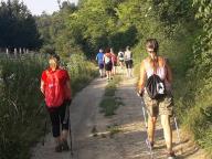 CAMMINATE IN TECNICA NORDIC WALKING