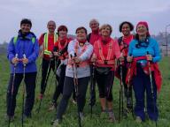 CAMMINATE IN TECNICA NORDIC WALKING