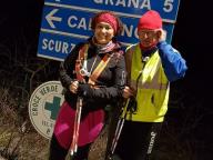 CAMMINATE IN TECNICA NORDIC WALKING