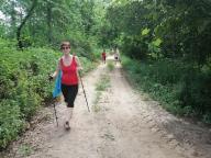 CAMMINATE IN TECNICA NORDIC WALKING