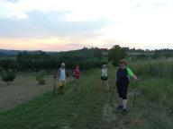 CAMMINATE IN TECNICA NORDIC WALKING